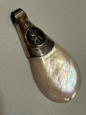 Zilveren 925 Parelmoer Hanger. beschikbaar voor biedingen