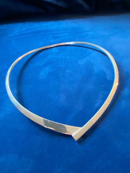 Zilveren spang voor dames (halssieraad), Sieraden, Tassen en Uiterlijk, Antieke sieraden, Overige typen, Zilver, Ophalen of Verzenden