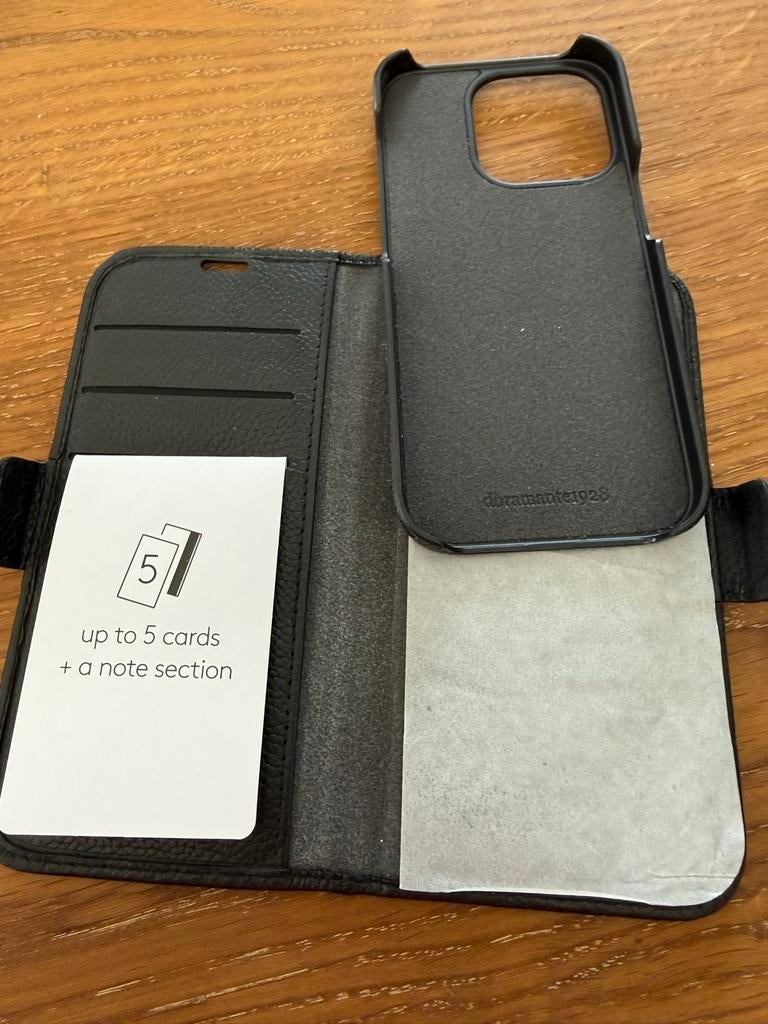 Dbramante1928 iPhone 15 Pro Wallet Case nieuw, Ophalen of Verzenden, Nieuw, IPhone 14 Pro, Hoesje of Tasje