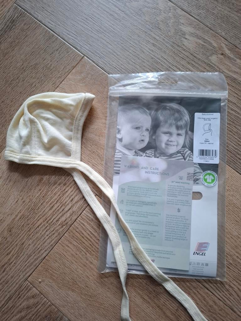 Engel Natur Wol Zijde Strikmuts prematuur NIEUW, Kinderen en Baby's, Jongetje of Meisje, Engel Natur, Ophalen of Verzenden, Zo goed als nieuw