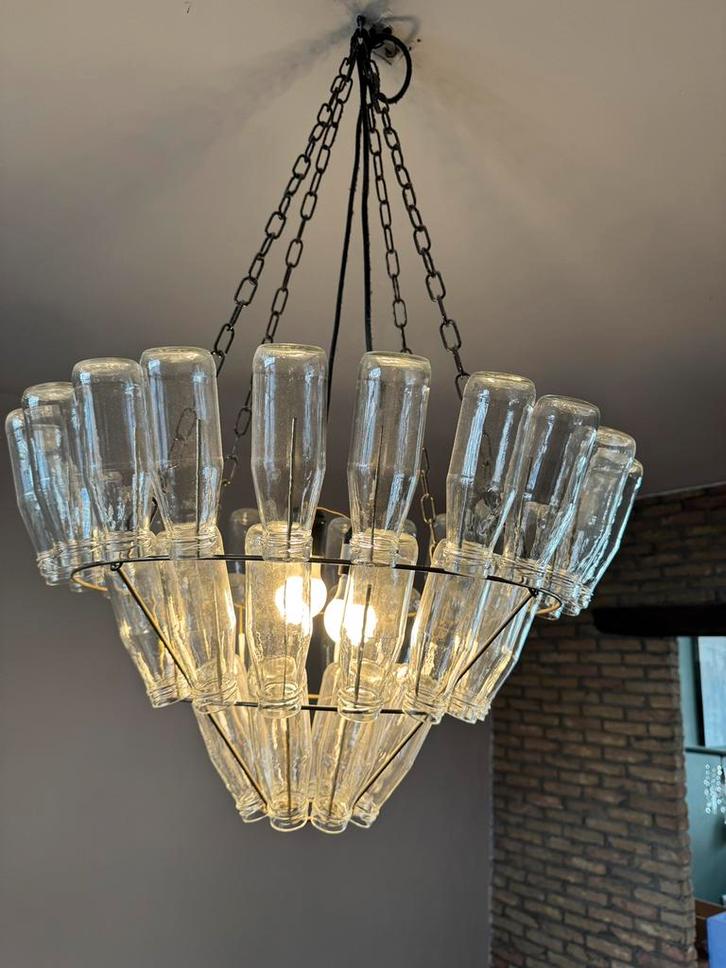 Plafondlamp mét ‘ melkflesjes’, Huis en Inrichting, Lampen | Kroonluchters, Gebruikt, Ophalen of Verzenden