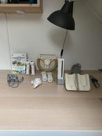 Nintendo Wii compleet pakket – met originele doos & 5 games!, Spelcomputers en Games, Spelcomputers | Nintendo Wii, Ophalen, Zo goed als nieuw