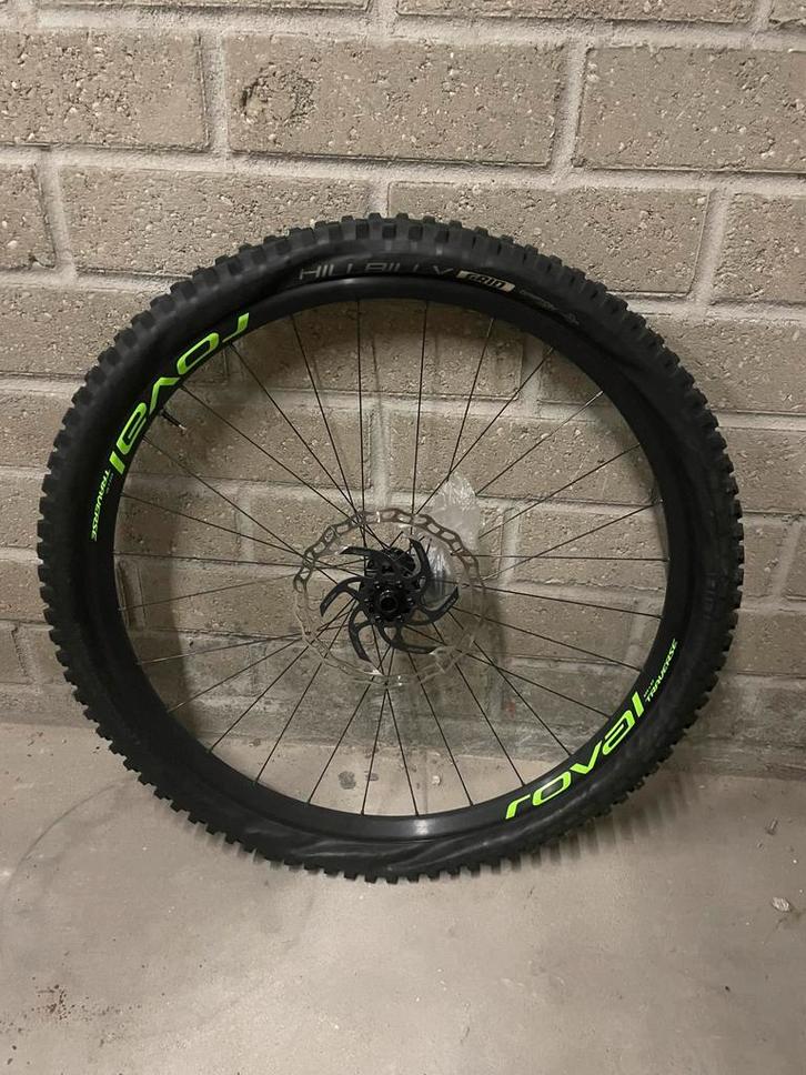 Roval Traverse voorwiel (MTB), Fietsen en Brommers, Fietsonderdelen, Zo goed als nieuw, Mountainbike, Wiel, Ophalen of Verzenden