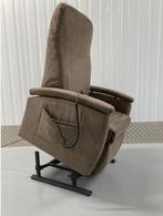 Fitform sta-op/relax/zorgstoel , 3 mot., mt M, Taupe i.z.g.s, Ophalen, Zo goed als nieuw