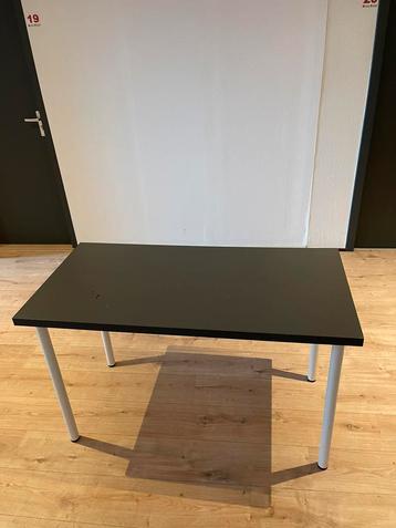 IKEA Desk - €20 beschikbaar voor biedingen