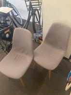 2 grijze JYSK eetkamerstoelen, Ophalen, Zo goed als nieuw, Grijs, Twee