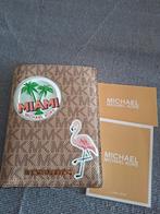 Michael Kors jet set travel wallet, Ophalen of Verzenden, Zo goed als nieuw, Beige, Overige merken