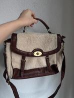 Vintage beige teddy borg stof messenger style schouder tas, Sieraden, Tassen en Uiterlijk, Tassen | Damestassen, Vintage, Schoudertasje
