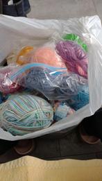 Zak met restanten voor, Hobby en Vrije tijd, Breien en Haken, Ophalen, Zo goed als nieuw, Haken, Wol of Garen
