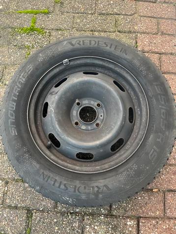 4x winterbanden vredestein snowtrac 5 - 195/65 R15 met velg beschikbaar voor biedingen