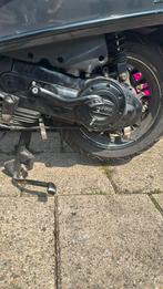 Vespa 4t 80cc blok, Fietsen en Brommers, Scooters | Piaggio, Ophalen of Verzenden, Zo goed als nieuw, Overige modellen