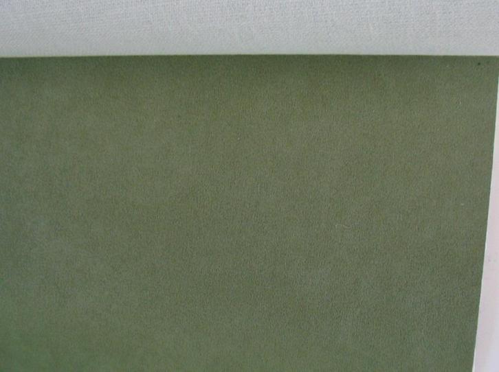 Alcantara meubelstof; zachtgroen; 1 meter NU 45 euro!, Hobby en Vrije tijd, Stoffen en Lappen, Nieuw, Overige materialen, 120 cm of meer