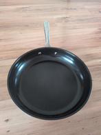 BK hapjespan 30 cm, Ophalen of Verzenden, Zo goed als nieuw, Koekenpan of Braadpan