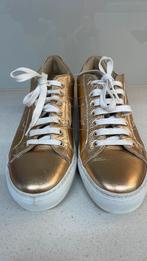 Goudkleurig, leder sneakers. Maat 38, Overige kleuren, Ophalen of Verzenden, Dungelmann, Sneakers of Gympen
