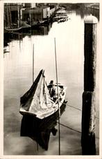 Dordrecht - Boot - Man in boot, Ophalen of Verzenden, 1920 tot 1940, Ongelopen, Zuid-Holland