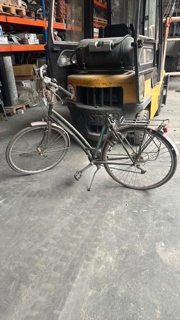 Gazelle fiets dames 20,- vandaag ophalen beschikbaar voor biedingen