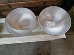 Set van 2 aluminium champagne-schalen op voet, Huis en Inrichting, Woonaccessoires | Vazen, Overige materialen, Overige kleuren