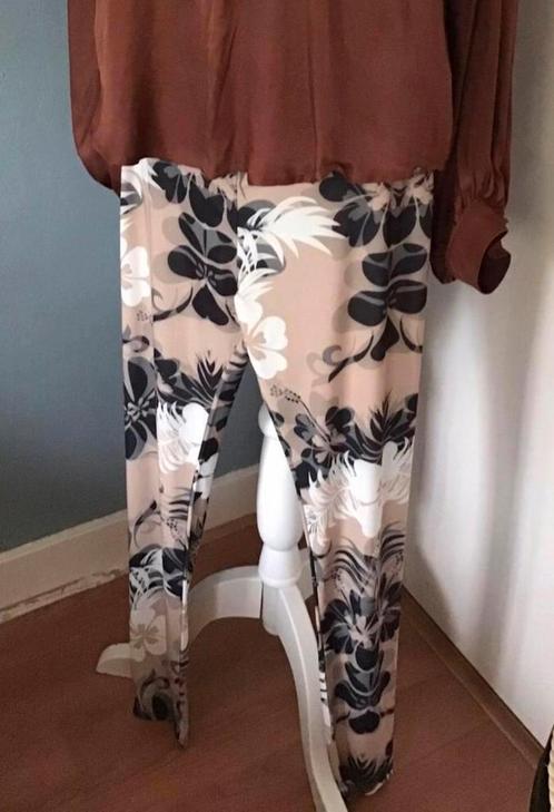 Mooie travelstof gebloemde legging, merk Angelle Milan, Kleding | Dames, Broeken en Pantalons, Nieuw, Overige kleuren, Lang, Ophalen of Verzenden