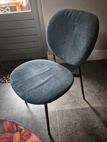 Blauwe eetkamerstoel/bureaustoel. beschikbaar voor biedingen