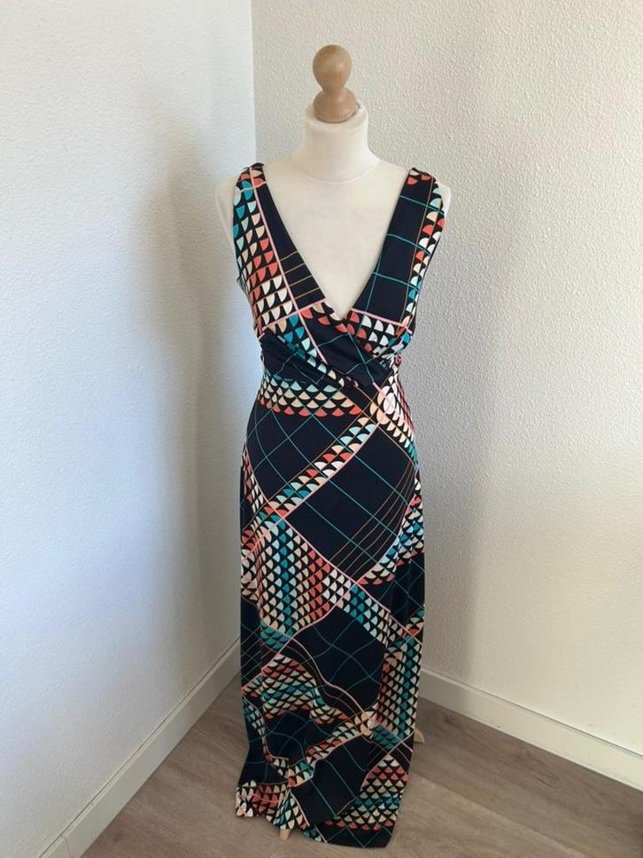 King Louie maat L maxi lange jurk 1878, Kleding | Dames, Jurken, Zo goed als nieuw, Maat 42/44 (L), Zwart, Onder de knie, Ophalen of Verzenden