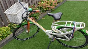 Union damesfiets met rieten mand, postcode loterij beschikbaar voor biedingen