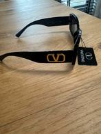 Valentino zonnebril nieuw, Sieraden, Tassen en Uiterlijk, Zonnebrillen en Brillen | Dames, Nieuw, Overige merken, Ophalen of Verzenden