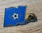 Pin J.3S. Amilly 1972-1992 Football, Verzamelen, Speldjes, Pins en Buttons, Ophalen of Verzenden, Gebruikt, Sport, Speldje of Pin