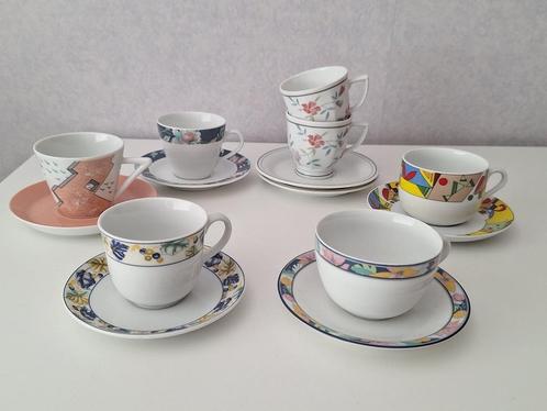 7 Douwe Egberts kopjes met schotels (zie omschr. /foto's), Huis en Inrichting, Keuken | Servies, Zo goed als nieuw, Kop(pen) en/of Schotel(s)