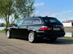 BMW 5-serie Touring 525i | Leder | Xenon | Climatronic, Automaat, Achterwielaandrijving, 2000 kg, Zwart