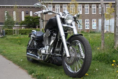Suzuki Intruder 1400 VS uit 1997 Custom, Motoren, Motoren | Suzuki, Particulier, Chopper, meer dan 35 kW, 2 cilinders, Motorrijbewijs A