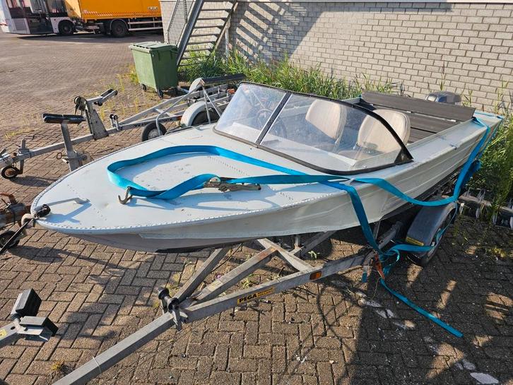 Progress 400 Aluminium speedboot + 9.9 pk 4takt, Watersport en Boten, Speedboten, Zo goed als nieuw, 3 tot 6 meter, Benzine, Minder dan 70 pk
