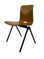 Vintage Pagholz stoel stapelbaar Woodmark / Galvanitas, Huis en Inrichting, Stoelen, Ophalen, Gebruikt, Overige kleuren, Vintage