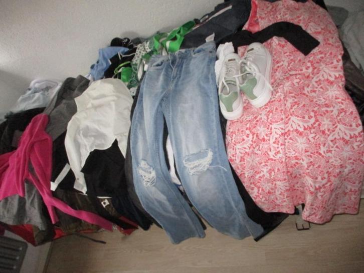 Mega grote partij dames tieners merkkleding maat 36 S 38, Kleding | Dames, Dames-kledingpakketten, Zo goed als nieuw, Maat 36 (S)