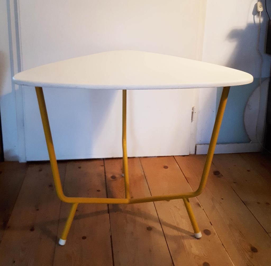 tafel / bijzettafel, Ophalen, Gebruikt, 50 tot 100 cm, Tot twee personen