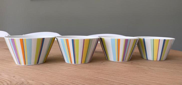 4 kommen Arzberg Tric Meeting Festival vintage design pastel, Huis en Inrichting, Keuken | Servies, Zo goed als nieuw, Kom(men)