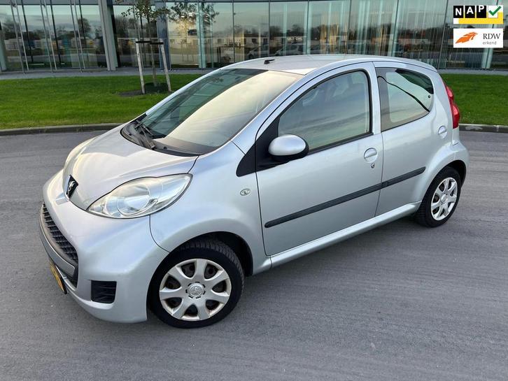 Peugeot 107 1.0-12V XS NAP 5D AIRCO ELEKTRISCHE RAMEN, Auto's, Peugeot, Bedrijf, Te koop, ABS, Airbags, Airconditioning, Centrale vergrendeling
