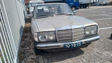 Mecebes w123 250 motor met problemen  beschikbaar voor biedingen