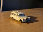 Matchbox lesney N3 mercedes benz binz ambulance, Ophalen of Verzenden, Gebruikt, Auto
