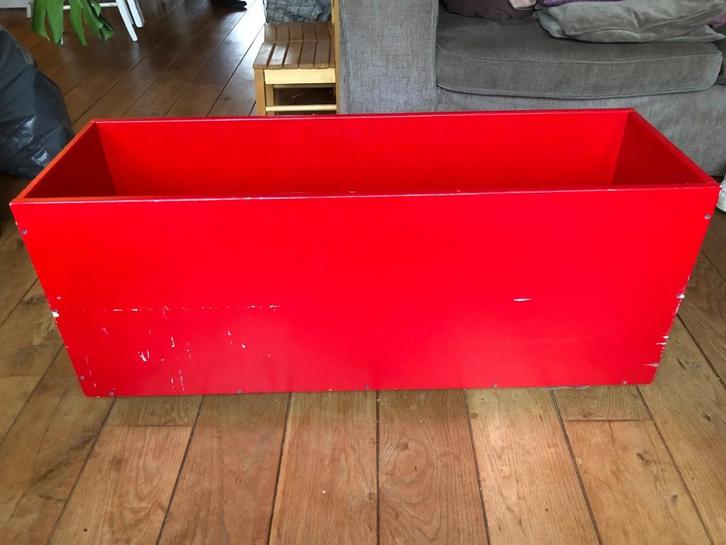 lage rode houten opbergbak op wieltjes, Huis en Inrichting, Kasten | Overige, Gebruikt, Ophalen