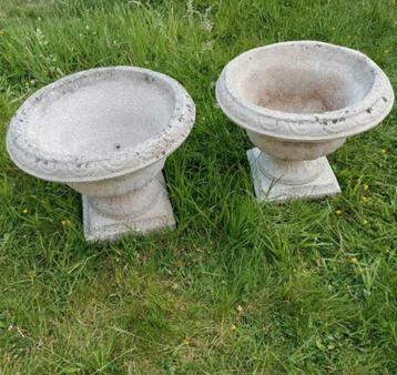 TUINVAAS,beton,Bloembak,Bloempot,Tuinornament,Engelse beschikbaar voor biedingen