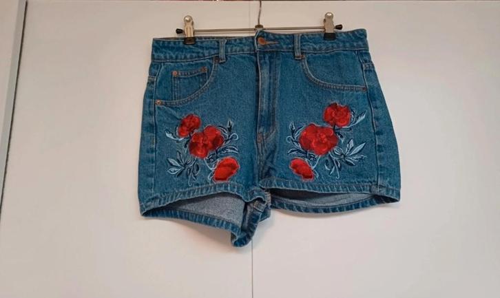 Short van Cochella, Kleding | Dames, Spijkerbroeken en Jeans, Nieuw, W28 - W29 (confectie 36), Blauw, Ophalen of Verzenden