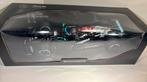 F1 mercedes w12 E L. Hamilton bahrain 2021 minichamps 1.18, Hobby en Vrije tijd, Modelauto's | 1:18, Ophalen of Verzenden, MiniChamps