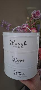 Voorraad stapelblik wit Laugh, Love, Live €5,00, Ophalen, Zo goed als nieuw