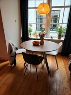 Ronde houten tafel zgan 110cm breed, Huis en Inrichting, Tafels | Eettafels, Ophalen, Rond, Zo goed als nieuw, 100 tot 150 cm