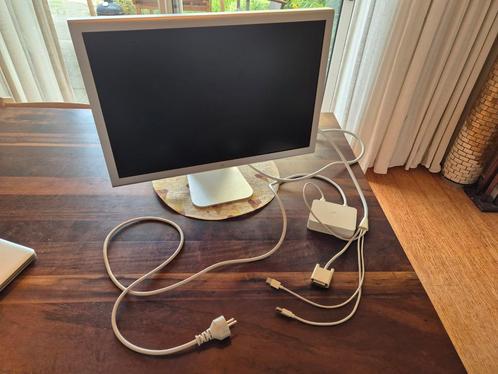 Apple Cinema HD Display 23” (met Apple ADC–DVI adapter), Computers en Software, Monitoren, 60 Hz of minder, DVI, LED, Ophalen of Verzenden