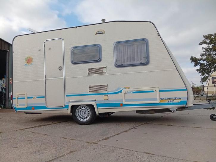 Caravelair Brasilia Luxe 395 –met voortent 300 cm diep, Caravans en Kamperen, Caravans, Particulier, tot en met 4, 750 - 1000 kg