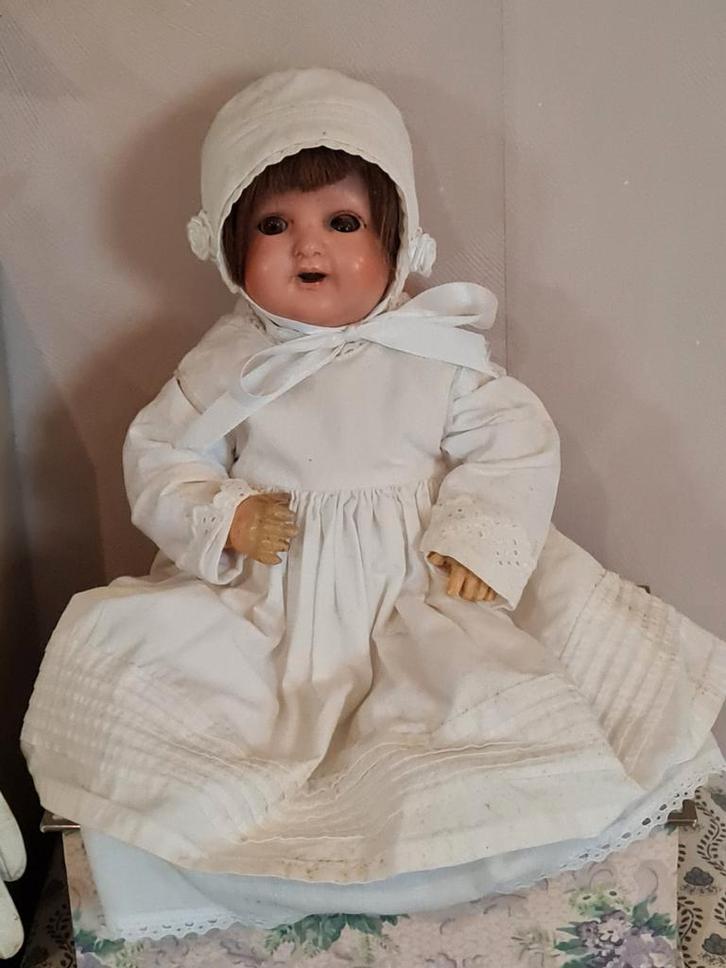 Antieke pop gemerkt K.W.133, Verzamelen, Poppen, Gebruikt, Pop, Ophalen of Verzenden