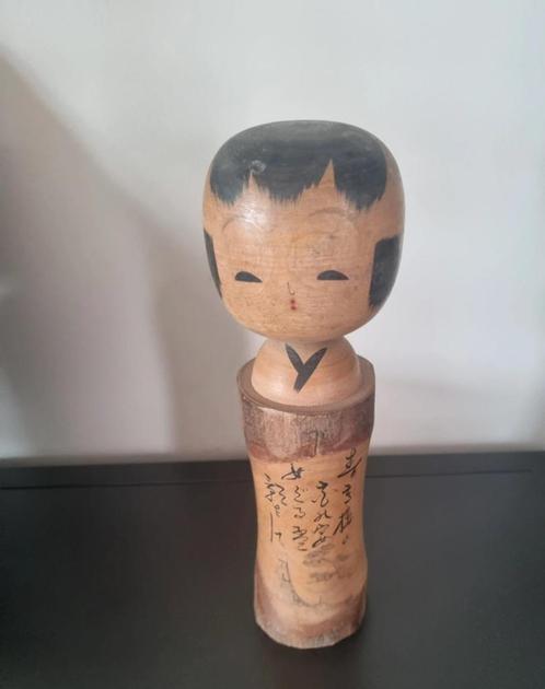 Leuke gesigneerde vintage boomschors kokeshi, Antiek en Kunst, Kunst | Niet-Westerse kunst, Verzenden