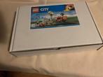 lego city 60214 brandweer en hamburger tent en met motor, Ophalen of Verzenden, Zo goed als nieuw, Complete set