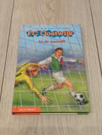 Boek: FC oostwijk - in de aanval, Ophalen of Verzenden, Zo goed als nieuw